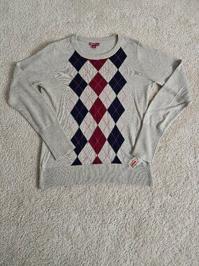 Argyle long sleeve sweater